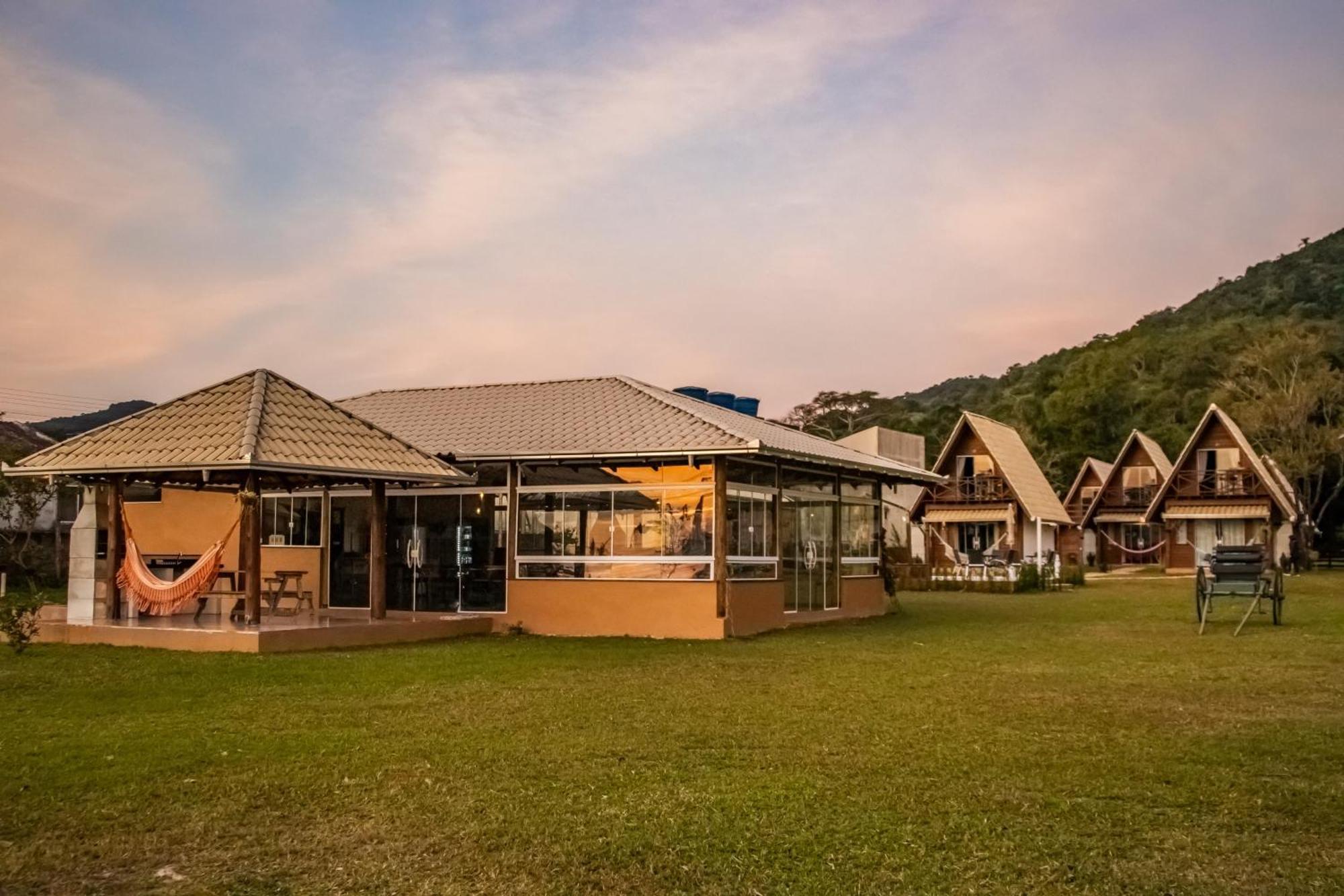 Villa Park Chales - A Sua Fazendinha Ao Lado Do Beto Carrero Penha  Eksteriør bilde